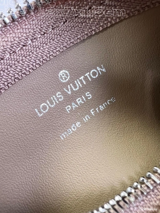 First bag ru POUCH KEY VUITTON LOUIS 0723